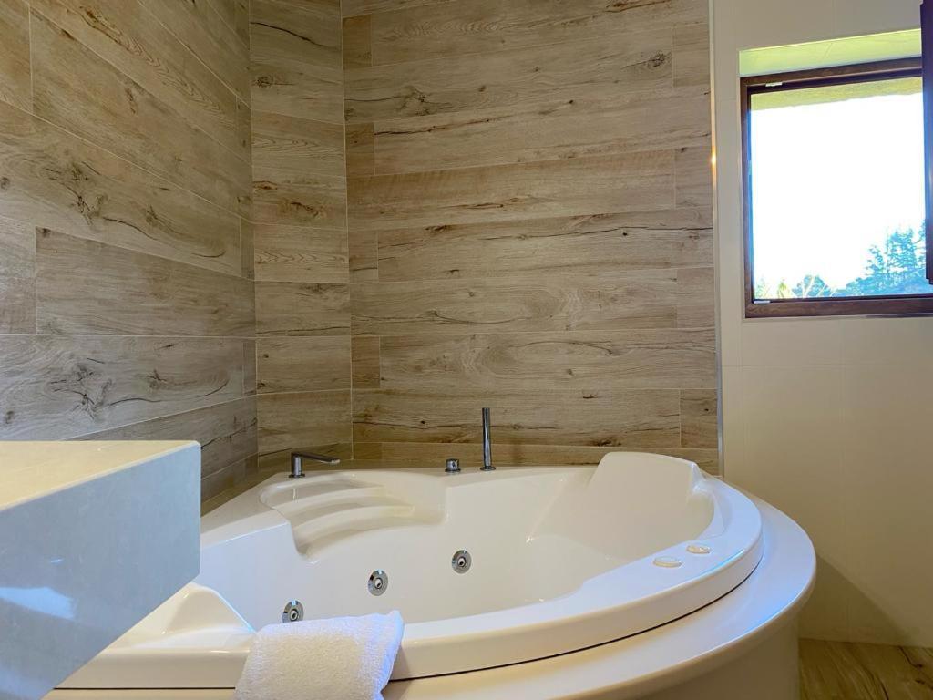Picos De Europa Suites And Rooms Turieno Εξωτερικό φωτογραφία