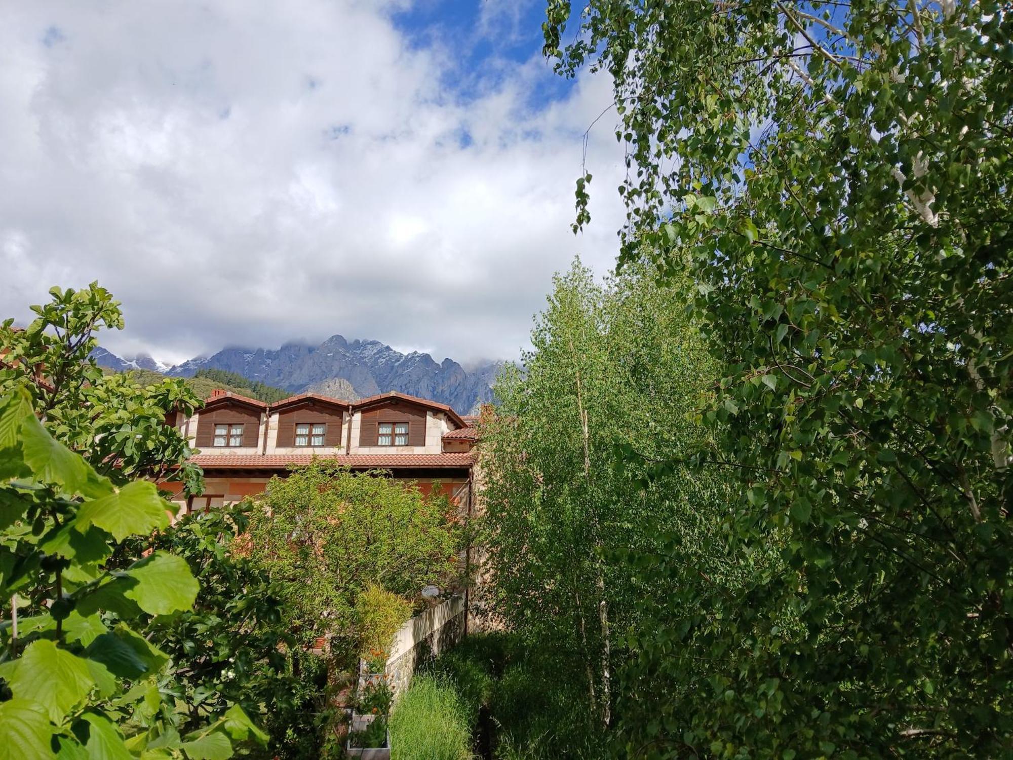 Picos De Europa Suites And Rooms Turieno Εξωτερικό φωτογραφία